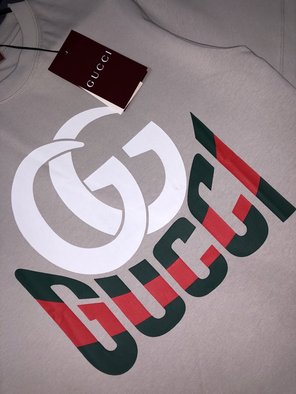 ブランドTシャツ素材ディテール